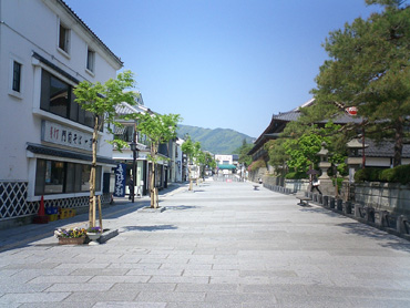 線地中化・道路美装化の整備後写真